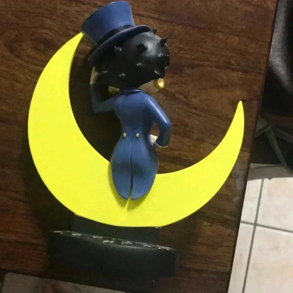 Betty Boop Moonglow. Extremely Rare. New with out tag - Picture 4 of 6